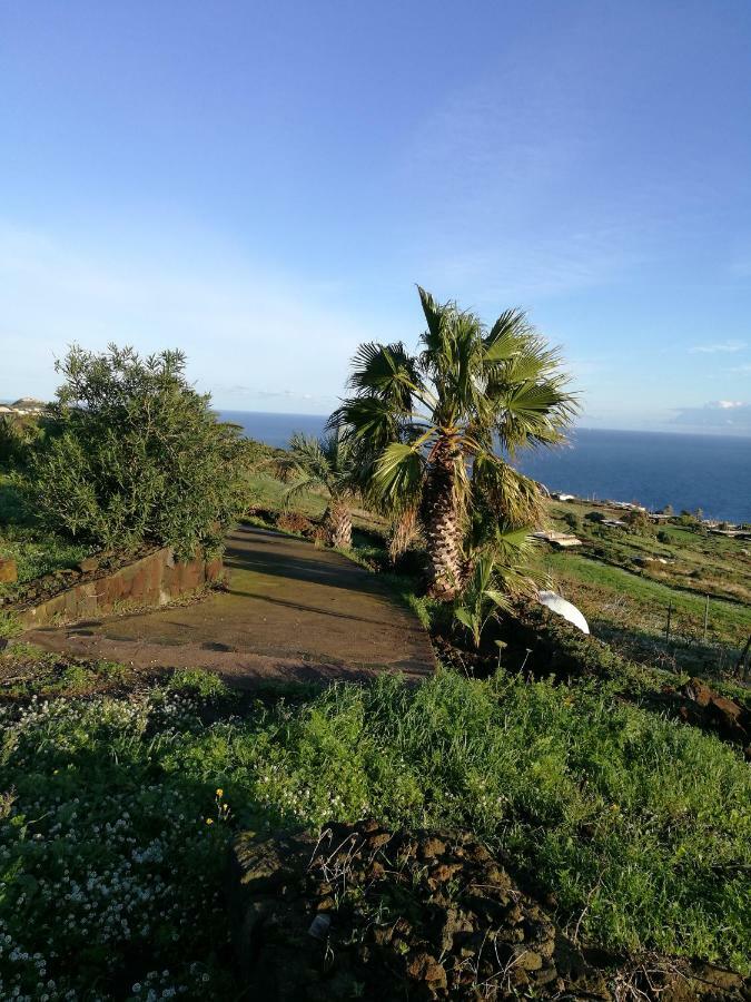 Hotel Dammusi Il Carrubo à Kamma Extérieur photo
