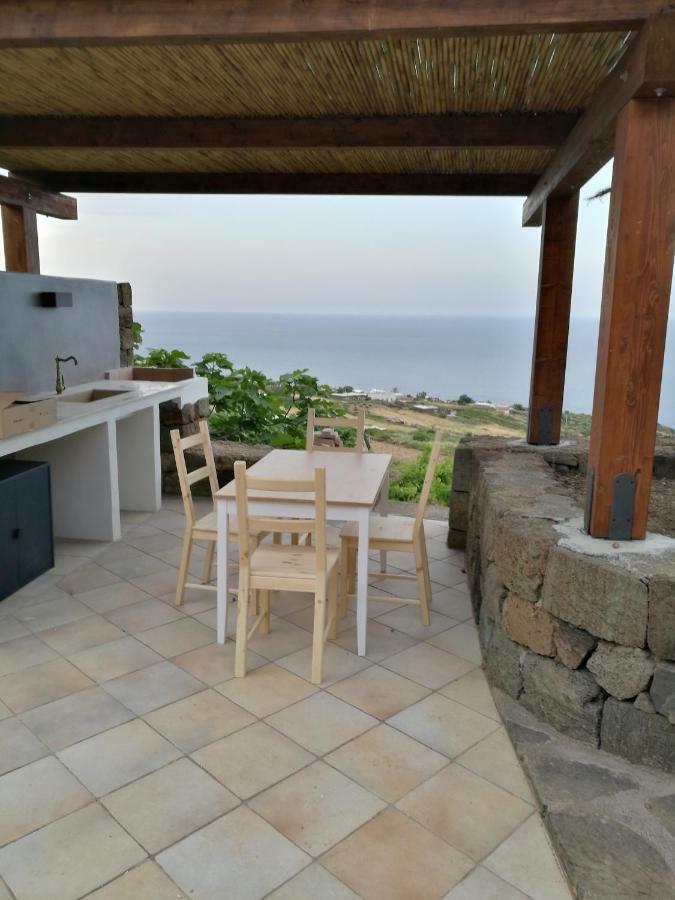 Hotel Dammusi Il Carrubo à Kamma Extérieur photo